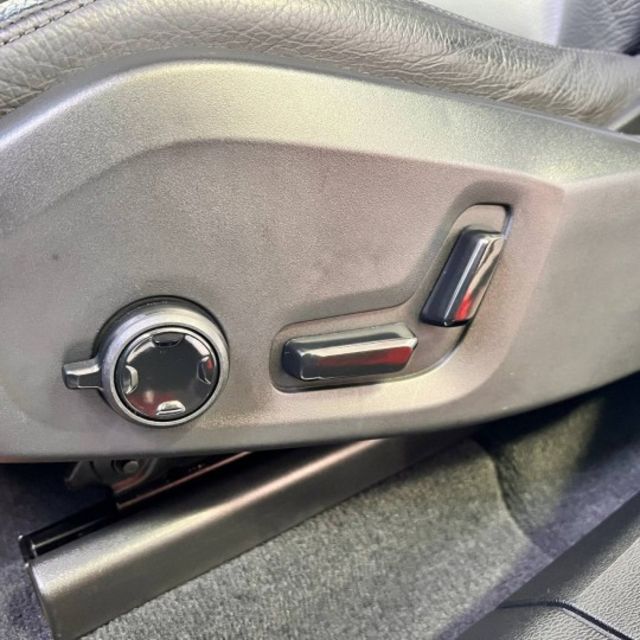 B5 AWD 不只是一台豪華休旅，更是把「安全、質感、科技」做到極致的北歐代表作 H.K音響 ACC跟車 360環景  第9張相片
