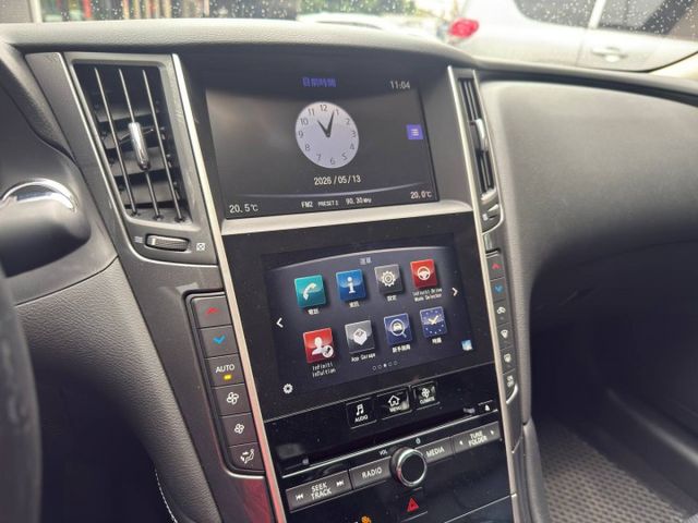 Infiniti Q50 有些車，不只是代步工具。 而是從你開過身邊的那一刻，就讓人留下印象。  第16張相片