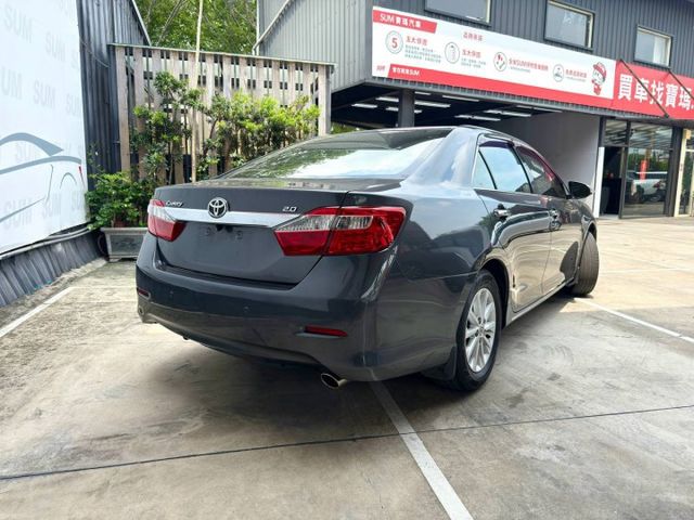 想找一台安心開、長期持有的好車，這一台Camry E版會是很好的選擇。  第2張相片