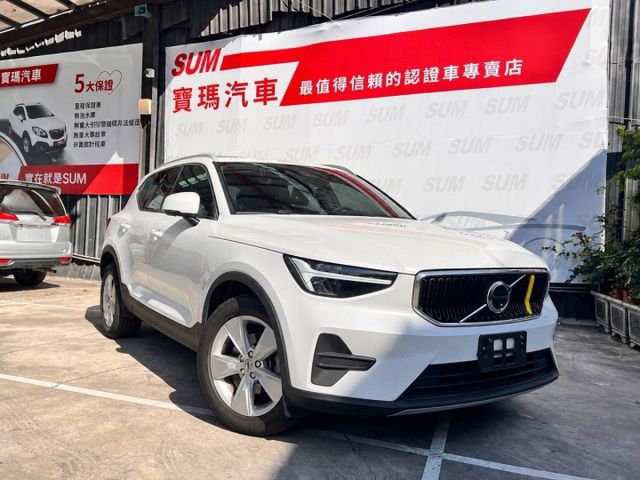 T2的「安全感」與「好上手」，視野好、坐姿高，女生開也非常有自信 而且 VOLVO 招牌安全性真的不是說說而已  第1張相片