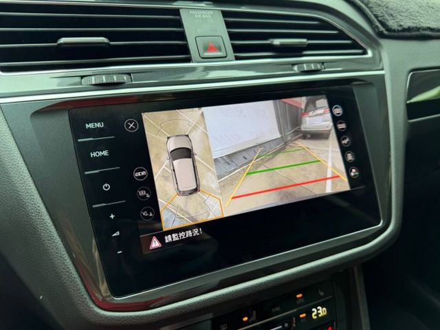 280 TSI Elegance 它能同時給你「家庭休旅的實用」與「歐系車的駕馭感」。你會發現，開久了真的很難換車。  第15張相片