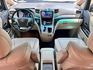 旗艦七人座 Alphard 一直是商務接待與家庭用車的經典代表。一部真正懂得享受移動過程的豪華 MPV。  第6張縮圖