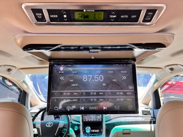 旗艦七人座 Alphard 一直是商務接待與家庭用車的經典代表。一部真正懂得享受移動過程的豪華 MPV。  第20張相片