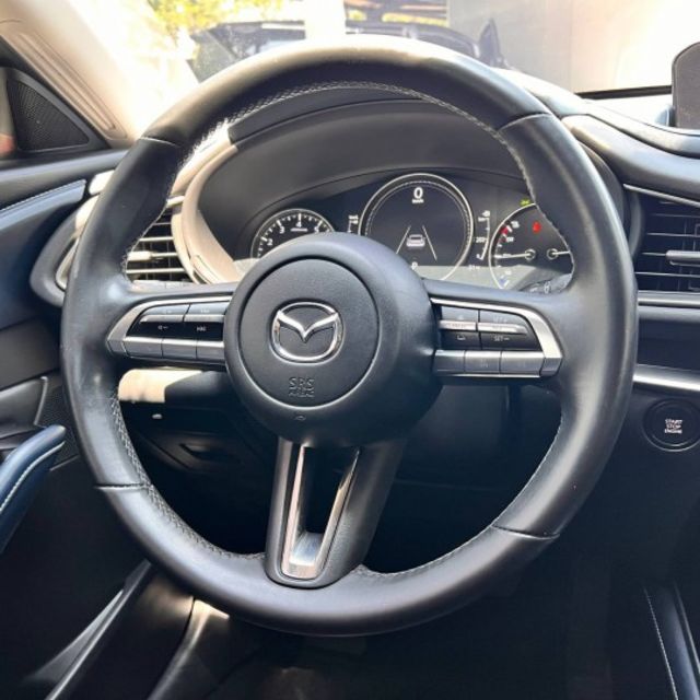 對馬迷來說，CX-30 不只是代步工具，而是一台讓人下車後，還忍不住回頭多看一眼的作品。  第10張相片