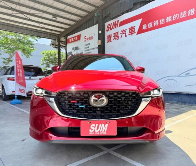 旗艦進化型 AWD 智慧四輪驅動系統 全車系並標配 MRCC 全速域 ACC、360°環景影像及 HUD 抬頭顯示器。  第3張相片