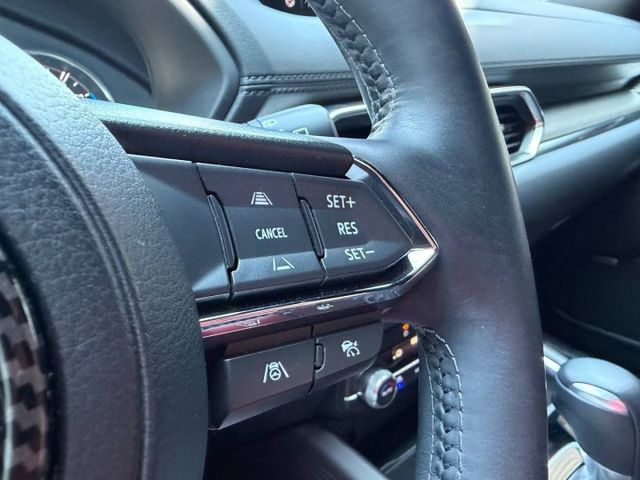 旗艦進化型 AWD 智慧四輪驅動系統 全車系並標配 MRCC 全速域 ACC、360°環景影像及 HUD 抬頭顯示器。  第12張相片