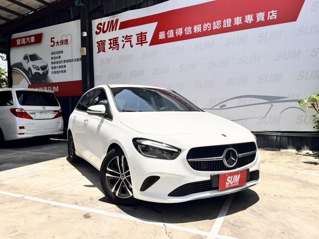 總代理  里程僅4.3萬公里 車況綿密 精品級養護 比新車更划算，卻依然保有歐系精品的質感與科技  第1張相片