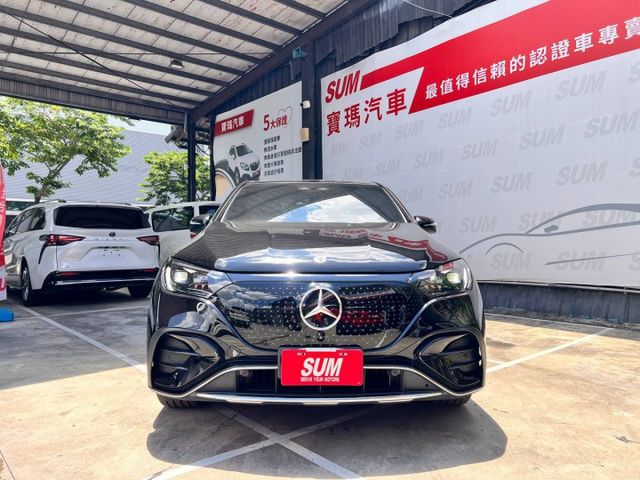 若尋找一台兼具豪華、科技、舒適與環保的頂級 SUV， EQE SUV 350 4MATIC，會讓你明白什麼叫「移動的豪宅  第3張相片