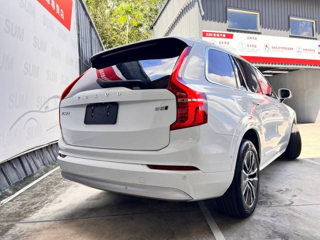 七人乘坐舒適 AWD 四驅更有信心  北歐極簡豪華質感 安全科技全面守護  第2張相片