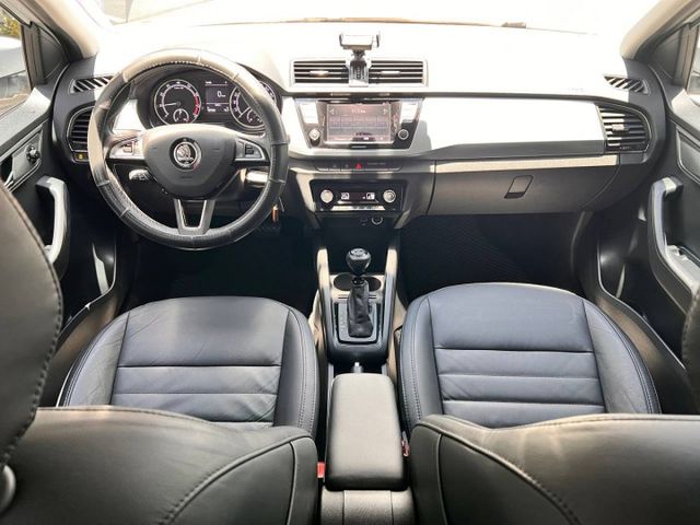 COMBI 1.0 TSI 喜歡小車的靈活與德系紮實感？ 這台 Fabia 絕對值得你親自試駕體驗！小姐姐用車 香味四溢  第6張相片