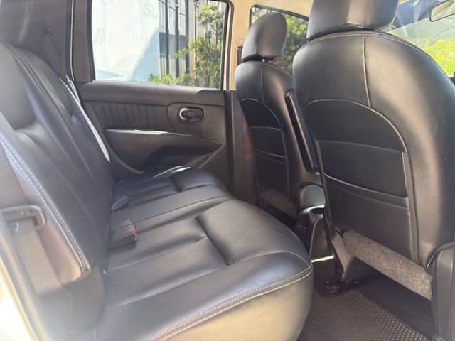 行家皮椅版 省油好養 車身輕巧、好停車 行李空間超彈性 皮椅質感更升級  第8張相片