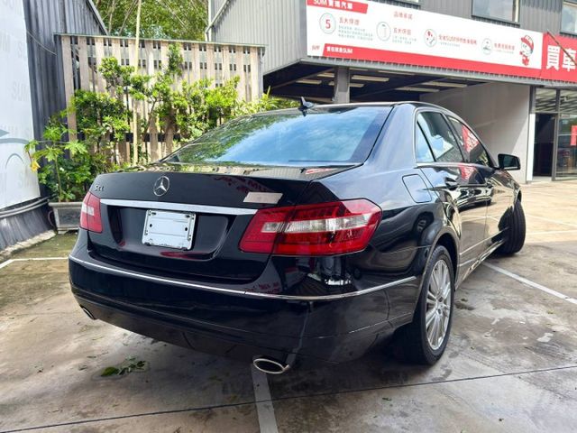 E300 Elegance 曾經的豪華旗艦，現在不用新車價一折！即使經過十多年，依舊讓人感受到德國工藝的魅力  第2張相片