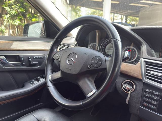 E300 Elegance 曾經的豪華旗艦，現在不用新車價一折！即使經過十多年，依舊讓人感受到德國工藝的魅力  第8張相片