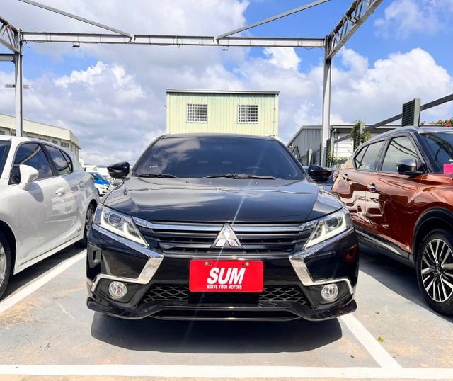 Lancer 1.8 魅力型 Apple CarPlay 倒車顯影、定速巡航  Keyless免鑰匙 省心耐用 保養輕鬆  第3張相片