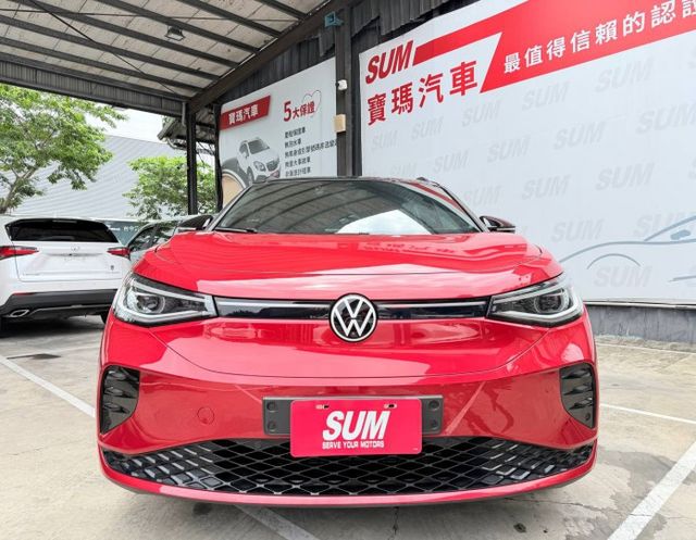 GTX，代表 Volkswagen 純電家族的性能旗艦！雙馬達 四輪驅動 大容量鋰電池 續航力最高約 502公里（WL  第3張相片
