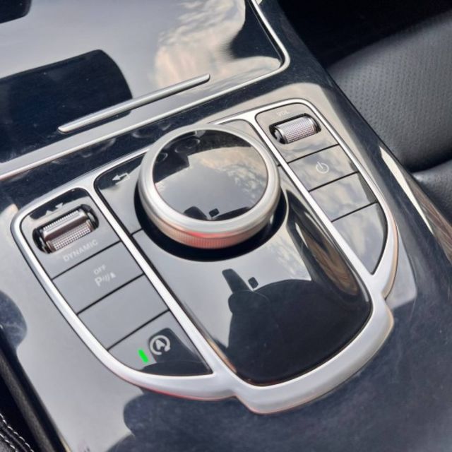 Avantgarde 不到國產新車的價格，就能入主 Mercedes-Benz 經典豪華房車  第19張相片