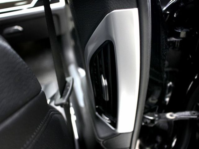 16式 G11 BMW旗艦級房車 額外加選香氛套件 18向電動冷熱椅 HUD抬顯 智慧型鑰匙  豪華大氣等董仔來試  第13張相片
