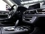16式 G11 BMW旗艦級房車 額外加選香氛套件 18向電動冷熱椅 HUD抬顯 智慧型鑰匙  豪華大氣等董仔來試  第16張縮圖