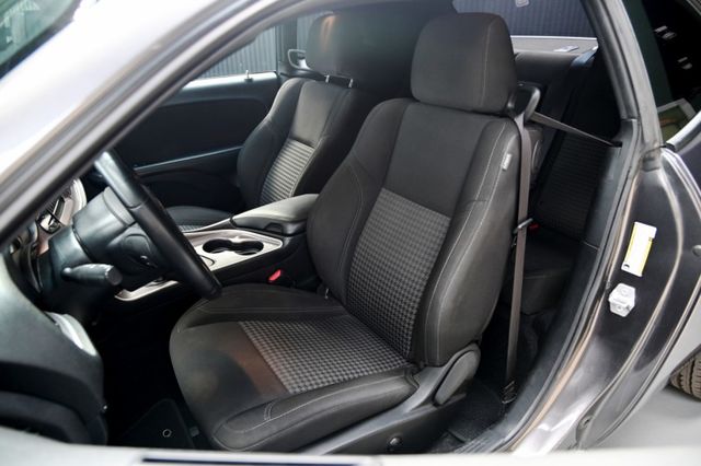 全網最大肌肉車販售 黑化套件!! 20吋PLUS版鋁圈 CarPlay 天使光圈 超經典 #未領牌 #新車利率  第11張相片