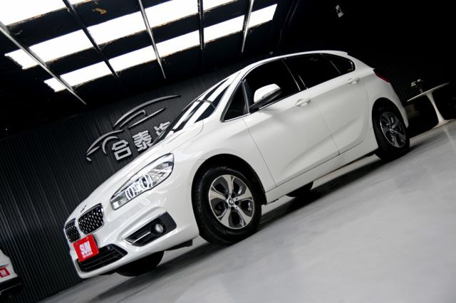 5AS+電動椅 配備超滿里程超級低 才跑5萬 加裝多功能影音 無線CarPlay #全額貸 #原鈑件  第2張相片