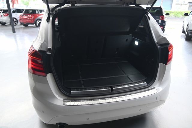 5AS+電動椅 配備超滿里程超級低 才跑5萬 加裝多功能影音 無線CarPlay #全額貸 #原鈑件  第9張相片