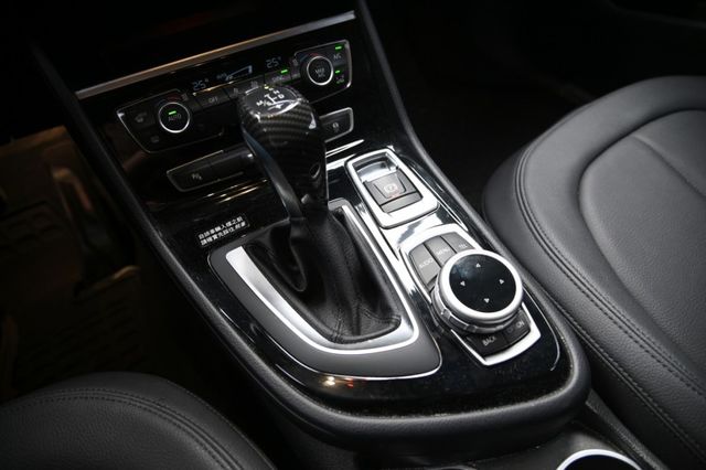 5AS+電動椅 配備超滿里程超級低 才跑5萬 加裝多功能影音 無線CarPlay #全額貸 #原鈑件  第16張相片
