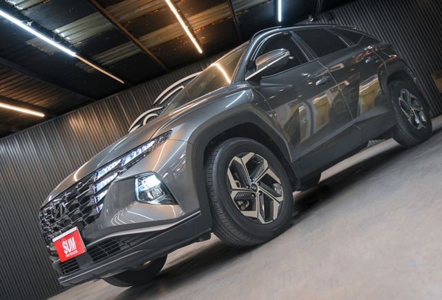 韓系熱賣SUV~新古車僅跑一萬原廠保固中~LV2全速域跟車+車道置中+數位儀表+手機投影+倒車顯影~買新車不如買這台!  第2張相片