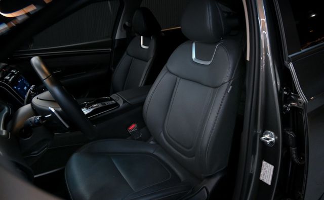 韓系熱賣SUV~新古車僅跑一萬原廠保固中~LV2全速域跟車+車道置中+數位儀表+手機投影+倒車顯影~買新車不如買這台!  第11張相片