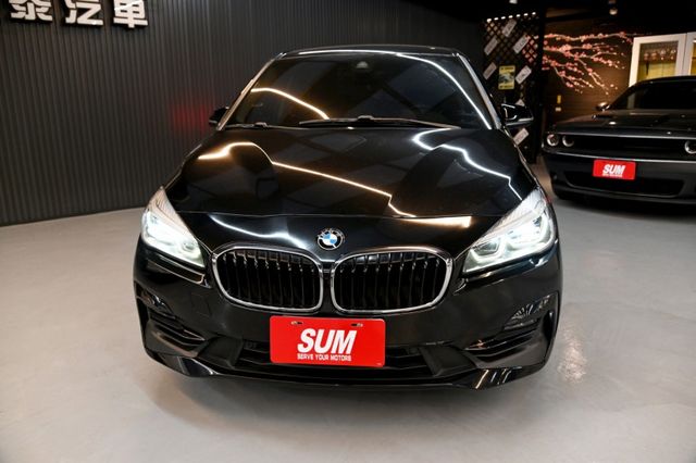 與新車百萬價差輕鬆入主BMW～小改款~升級SPORTline套件+17鋁圈＋雙前電動椅＋倒車顯影＋電尾門～滿滿配備快搶購  第3張相片