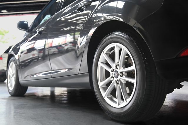高安全係數代步小車! 加裝多功能影音 抬顯 1.5渦輪省稅金 換檔撥片 #全額貸 #原版件 #最長保固2年五萬公里  第7張相片