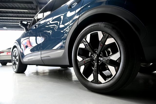 旗艦X-LINE AWD~僅跑1萬新車保固至2028~選配全景天窗+主動跟車+環景+12.3吋曲面儀表+手機投影~快搶!  第4張相片