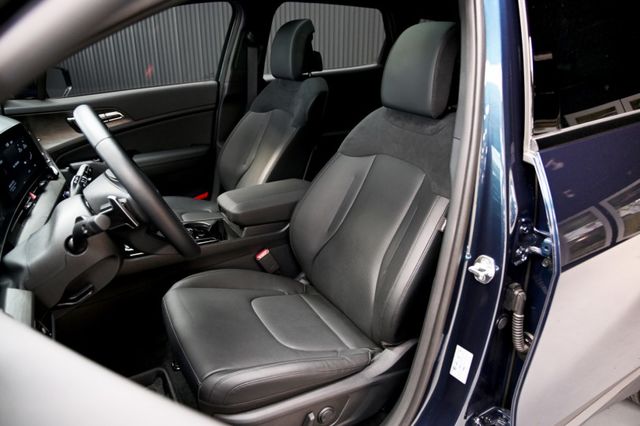 旗艦X-LINE AWD~僅跑1萬新車保固至2028~選配全景天窗+主動跟車+環景+12.3吋曲面儀表+手機投影~快搶!  第7張相片