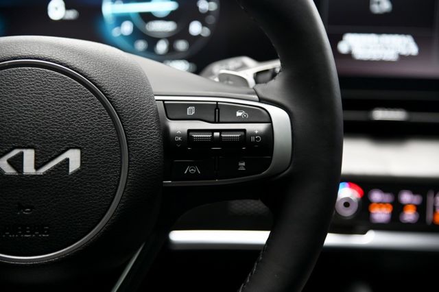 旗艦X-LINE AWD~僅跑1萬新車保固至2028~選配全景天窗+主動跟車+環景+12.3吋曲面儀表+手機投影~快搶!  第10張相片