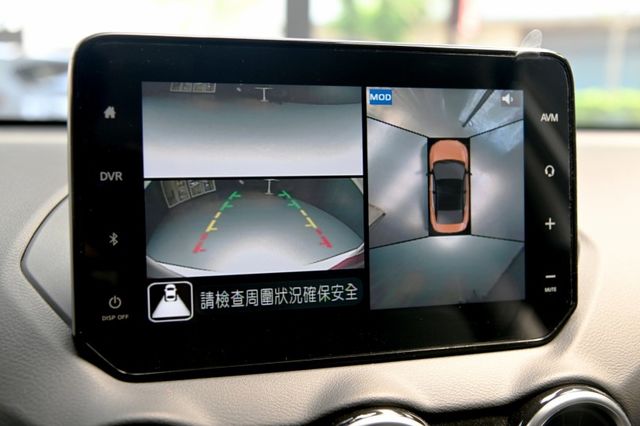 省差價就這台了~全新未使用 僅走15公里新車保固中~ACC自動跟車+360環景+CARPLAY+I-KEY+主動煞停~  第19張相片