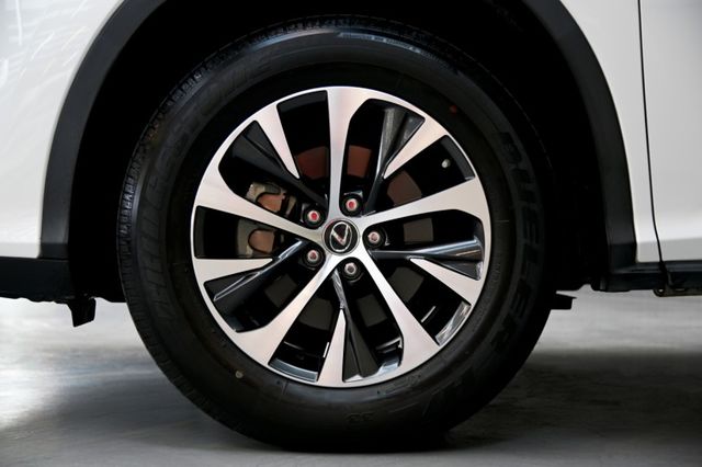原裝進口極美車況~原廠紀錄新車保固中僅走4萬~主動跟車+車偏輔助+倒車顯影+手機投影+QI充電+電尾門~認證原鈑速洽預約  第8張相片