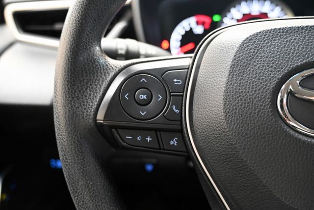 銷售冠軍家庭房車~原廠紀錄 超低里程僅4萬~ACC跟車+車道偏移警示+倒車顯影+循跡防滑+胎壓偵測+藍芽音樂~全台保固~  第10張相片