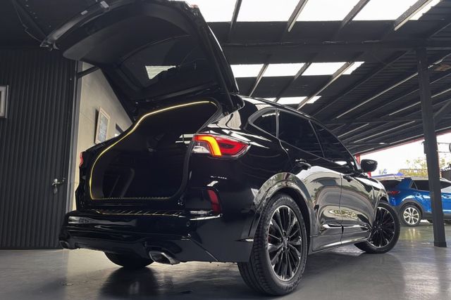 少見沉穩洗鍊黑頂規ST-LINE~原廠保養紀錄~全速域跟車+車道維持輔助+360環景影像+全景大天窗+CARPLAY~  第5張相片