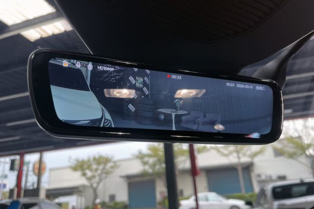 少見沉穩洗鍊黑頂規ST-LINE~原廠保養紀錄~全速域跟車+車道維持輔助+360環景影像+全景大天窗+CARPLAY~  第14張相片