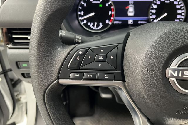 沒看錯就這麼新TWO-TONE雙色~就只跑9千公里原廠紀錄新車保固中~ACC跟車+360環景+車偏警示+CARPLAY~  第7張相片