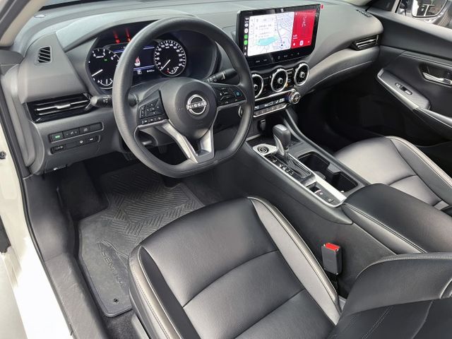 沒看錯就這麼新TWO-TONE雙色~就只跑9千公里原廠紀錄新車保固中~ACC跟車+360環景+車偏警示+CARPLAY~  第15張相片