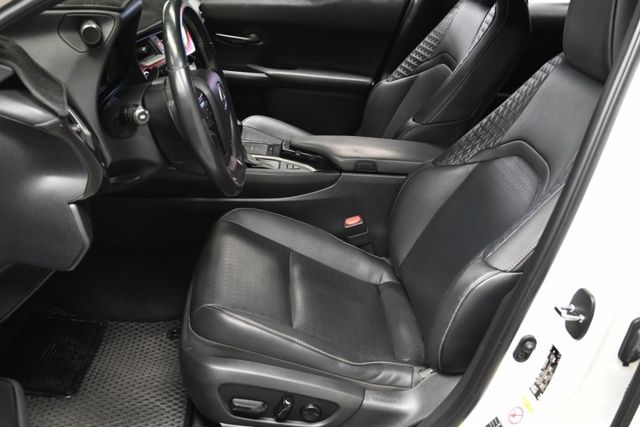 日系進口熱賣小休旅~定期保養第三方認證原鈑件~ACC主動跟車+車道偏移警示+盲點偵測+倒車顯影+循跡防滑+雙前加熱椅~  第10張相片