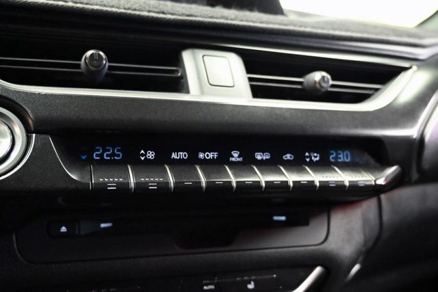 日系進口熱賣小休旅~定期保養第三方認證原鈑件~ACC主動跟車+車道偏移警示+盲點偵測+倒車顯影+循跡防滑+雙前加熱椅~  第15張相片