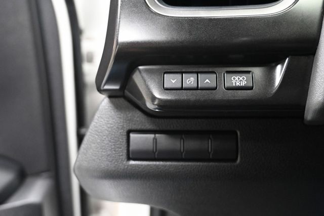 日系進口熱賣小休旅~定期保養第三方認證原鈑件~ACC主動跟車+車道偏移警示+盲點偵測+倒車顯影+循跡防滑+雙前加熱椅~  第16張相片