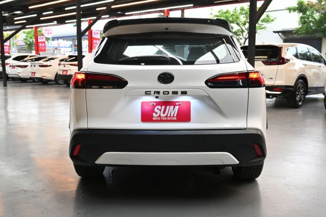 CC也可以很帥~定期保養認證原鈑件~升級鋁圈.降避震.升級前保+ACC自動跟車+車偏警示+倒車顯影+行車紀錄器+胎壓偵測  第4張相片