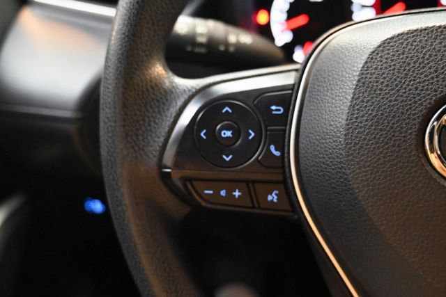 CC也可以很帥~定期保養認證原鈑件~升級鋁圈.降避震.升級前保+ACC自動跟車+車偏警示+倒車顯影+行車紀錄器+胎壓偵測  第8張相片