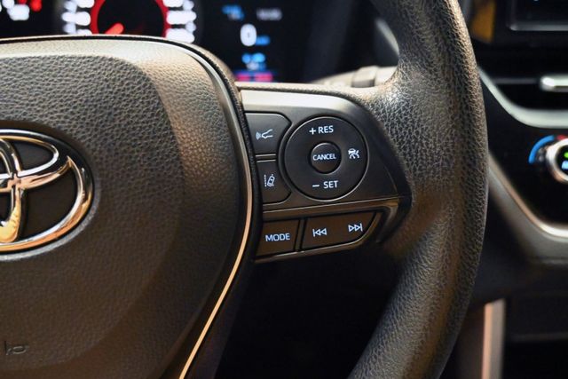 CC也可以很帥~定期保養認證原鈑件~升級鋁圈.降避震.升級前保+ACC自動跟車+車偏警示+倒車顯影+行車紀錄器+胎壓偵測  第9張相片