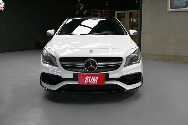 免50輕鬆入主豪華房車4MATIC~升級45前保+全景天窗+HK環繞音響+雙前電動椅附加熱+盲點偵測+定速巡航+胎壓偵測  第2張相片