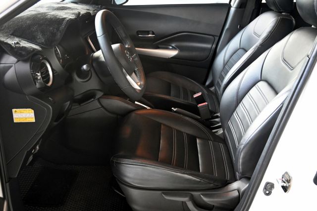 KICKS  第10張相片