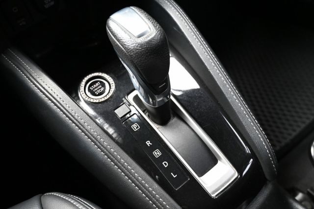 KICKS  第16張相片