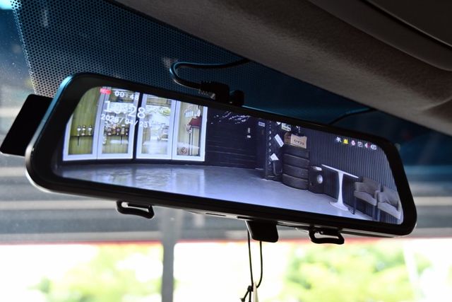 超低里程僅跑8萬~定期保養第三方認證~倒車顯影+無線CARPLAY+衛星導航+電折後視鏡+行車紀錄器+雙區恆溫+偵測雷達  第16張相片